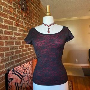 Y2k vintage black and red lace cross back short sleeve shirt size s/m